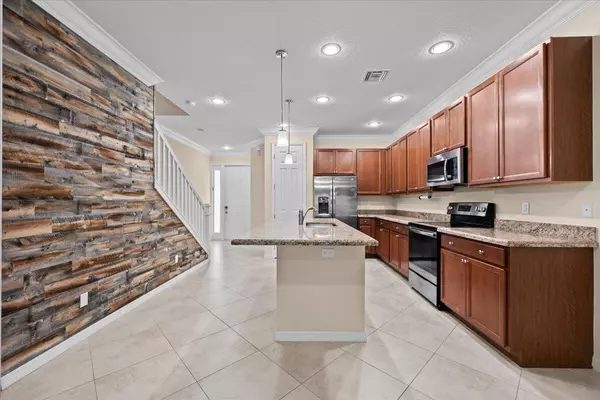 535 SW Glen Crest WAY, Stuart, FL 34997