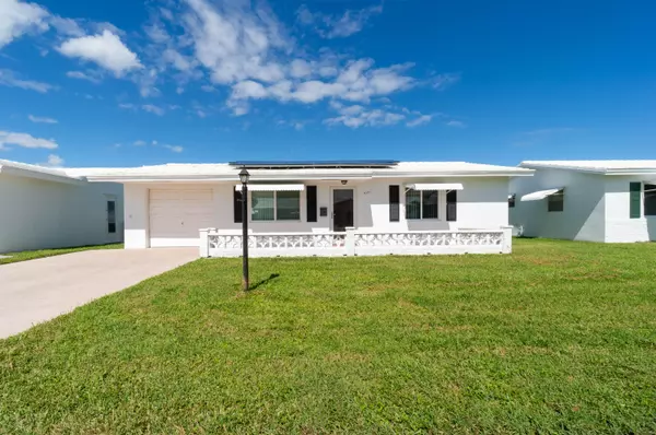 2391 SW 13th TER, Boynton Beach, FL 33426