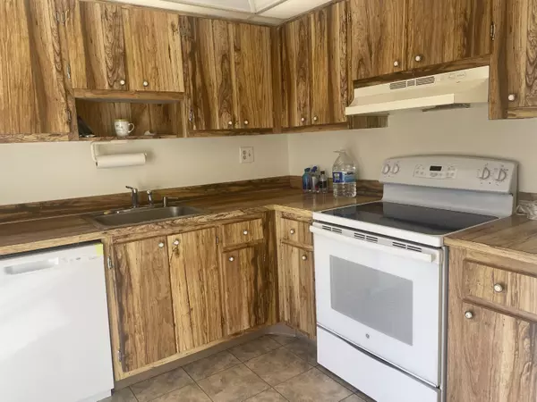 Delray Beach, FL 33484,83 E Capri B B