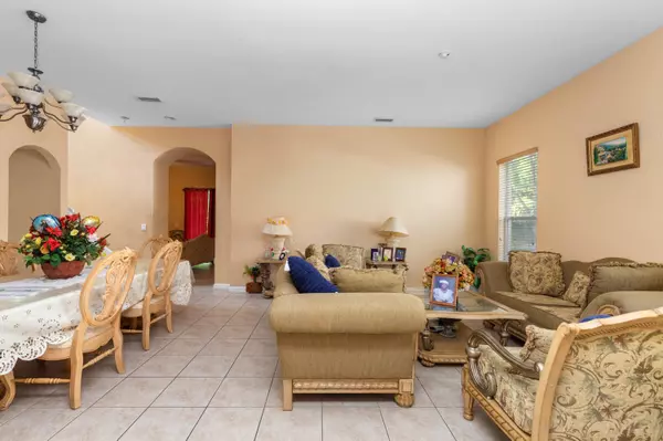 Boynton Beach, FL 33436,1017 Grove Park CIR