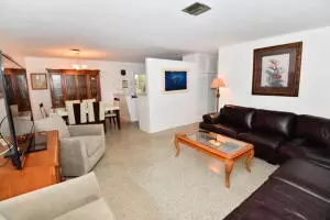 Wilton Manors, FL 33311,509 NW 30th CT