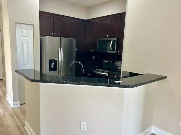 Tamarac, FL 33321,5865 Hampton Hills BLVD