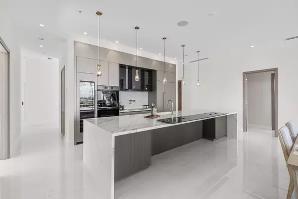 Delray Beach, FL 33483,246 NE 6th AVE Ph