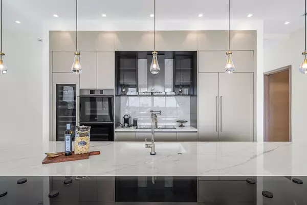 Delray Beach, FL 33483,246 NE 6th AVE Ph