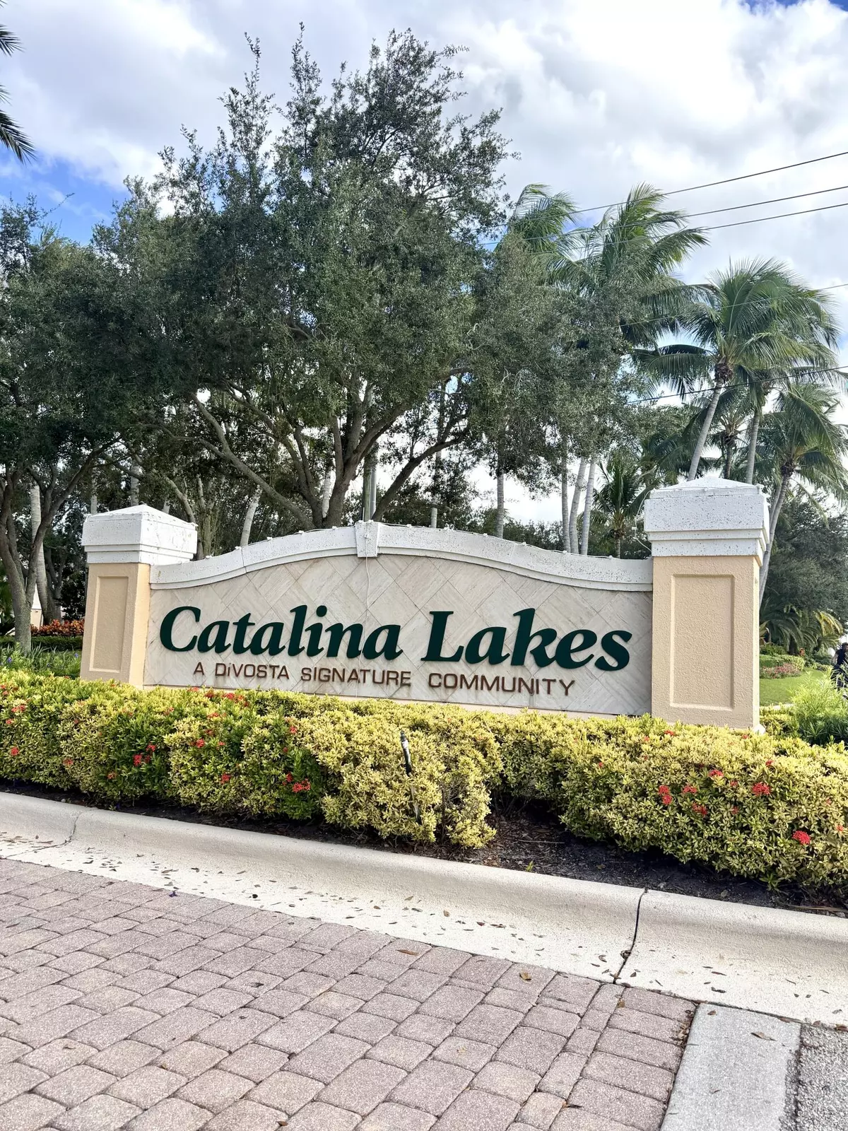 Palm Beach Gardens, FL 33410,488 Capistrano DR
