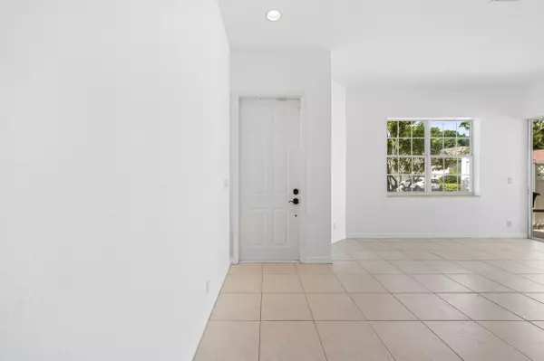 Boynton Beach, FL 33437,5554 Boynton Gardens DR