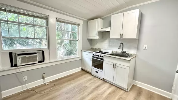 Lake Worth Beach, FL 33460,313 S Lakeside DR 3