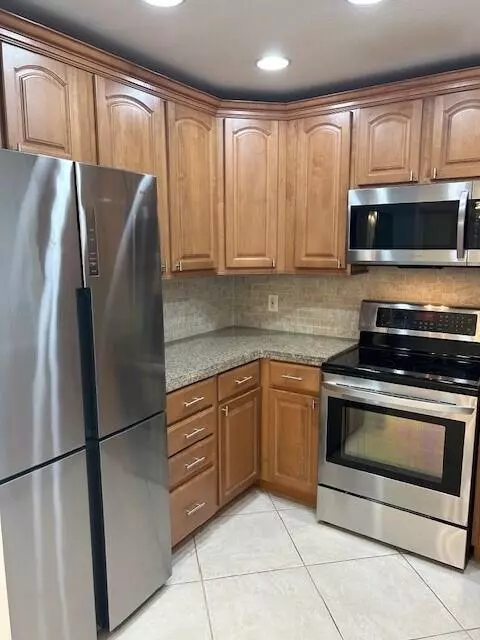 Palm Beach Gardens, FL 33410,10330 N Military TRL 6a