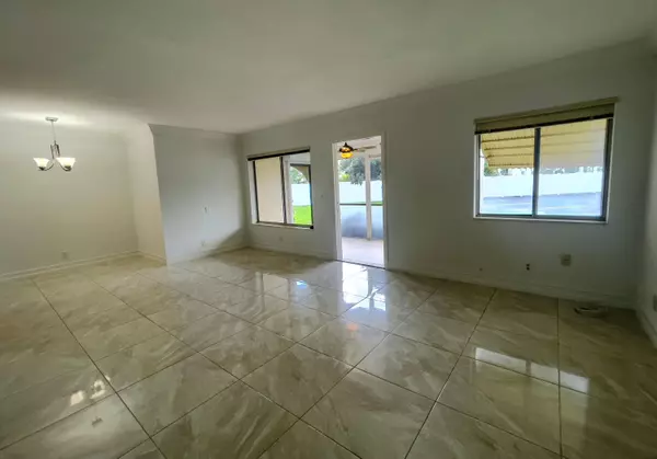 Greenacres, FL 33463,3624 La Aires CT A1