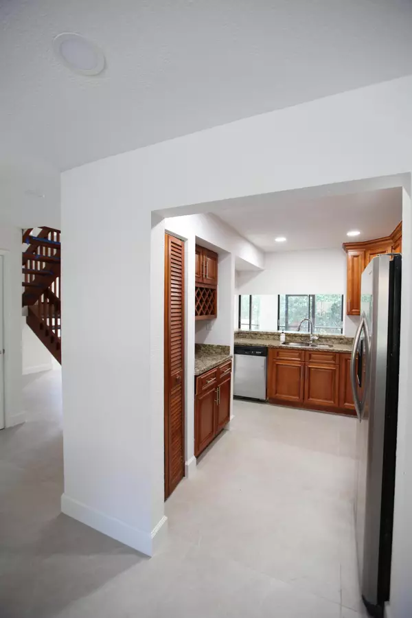 Coral Springs, FL 33071,1619 Cypress Pointe DR 1619