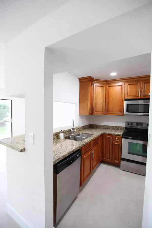 Coral Springs, FL 33071,1619 Cypress Pointe DR 1619