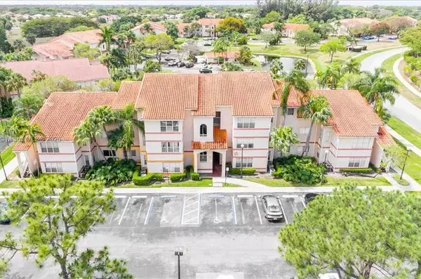 3420 N Pinewalk DR 712, Margate, FL 33063
