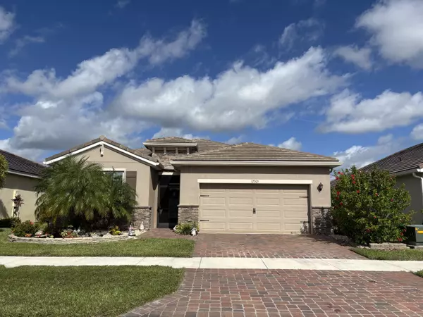 12305 SW Arabella DR, Port Saint Lucie, FL 34987