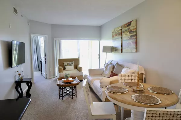 Wellington, FL 33414,2060 Greenview Shores BLVD 319