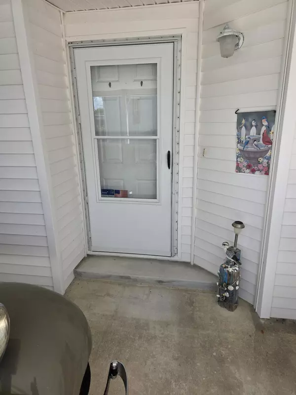 Port Saint Lucie, FL 34952,8394 Delphinium CT