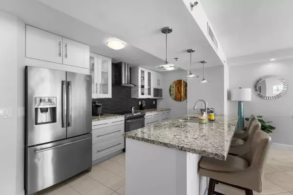 Highland Beach, FL 33487