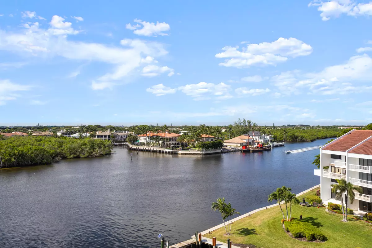 Highland Beach, FL 33487