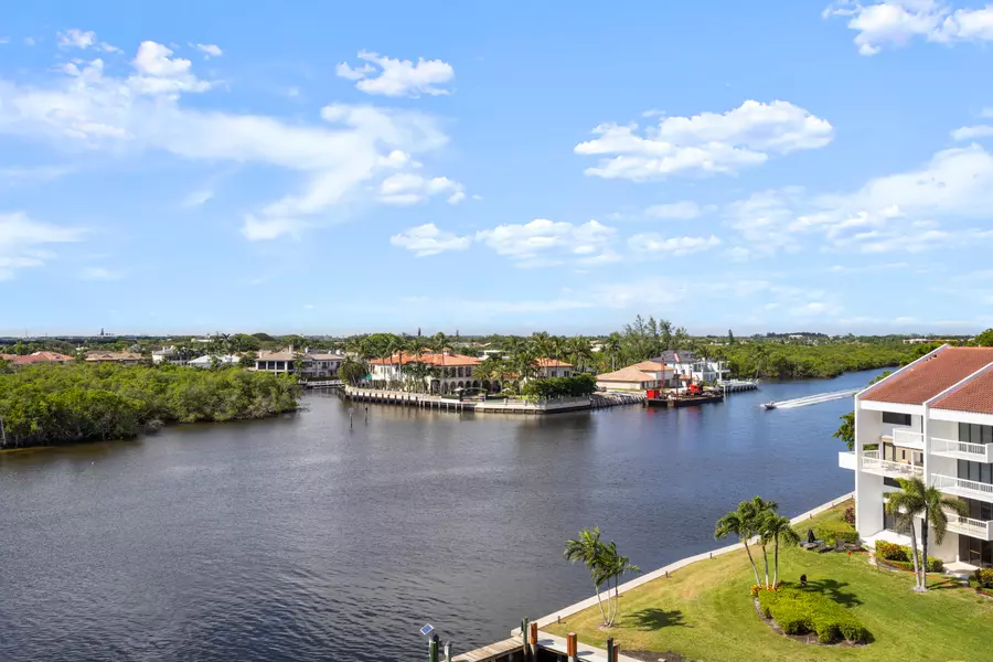 Highland Beach, FL 33487