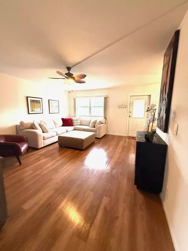 Delray Beach, FL 33446,184 Monaco D