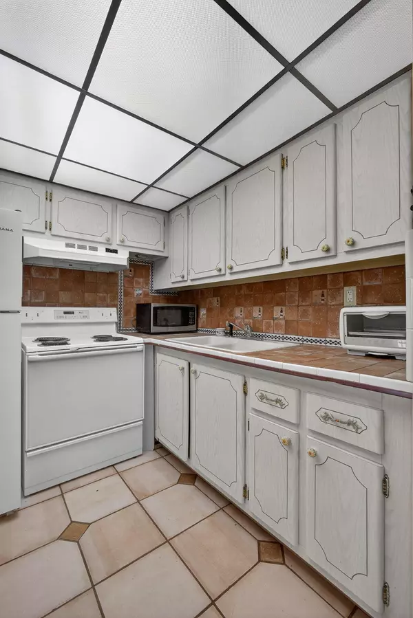 West Palm Beach, FL 33417,386 Sheffield P