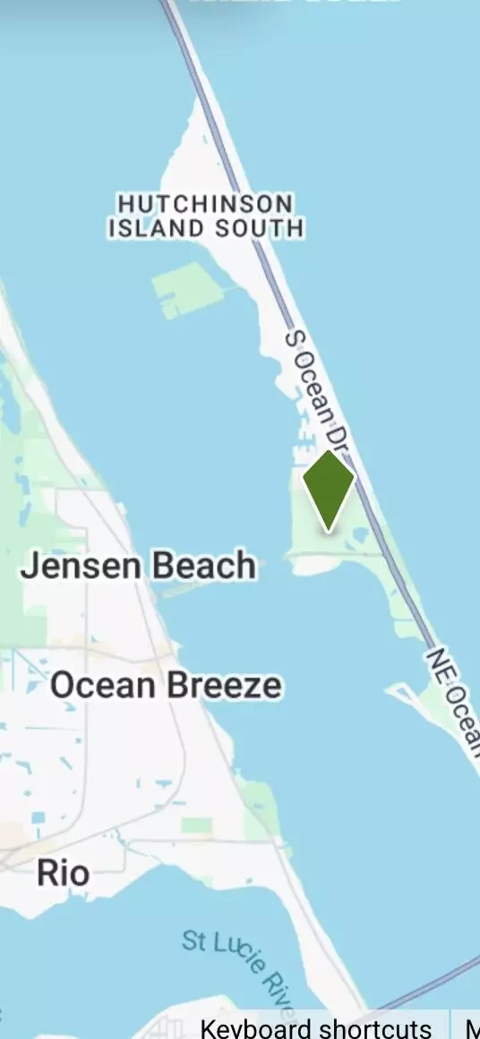 Jensen Beach, FL 34957,3462 NE Causeway BLVD 204