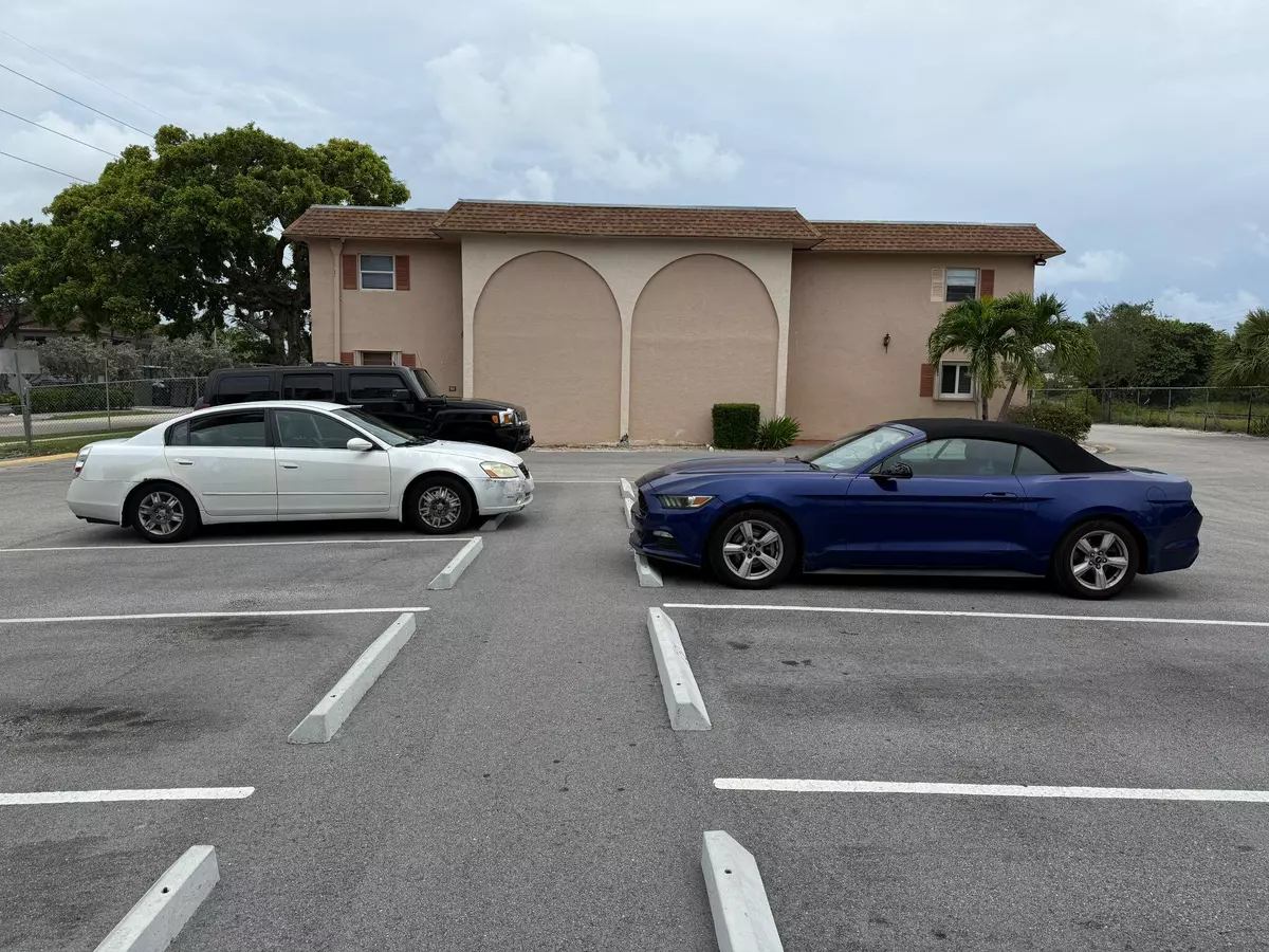 Boca Raton, FL 33432,650 SW 2nd AVE 2490