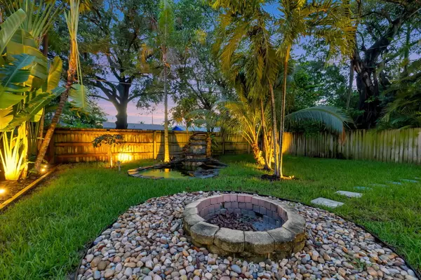 Fort Lauderdale, FL 33304,1317 NE 1st AVE Front