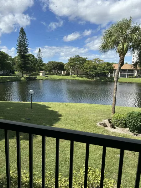 2051 SW 15 ST 210, Deerfield Beach, FL 33442