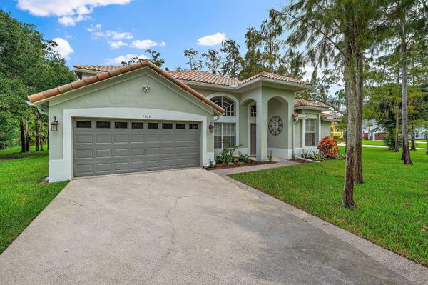 4304 Hunting TRL, Lake Worth, FL 33467