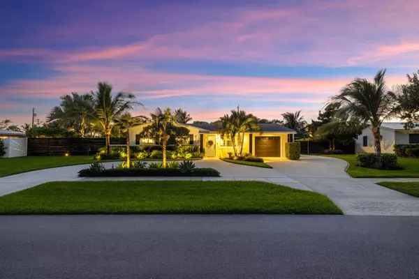 North Palm Beach, FL 33408,613 Flotilla LN