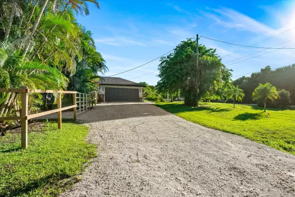 Palm Beach Gardens, FL 33418,16710 N 75th AVE