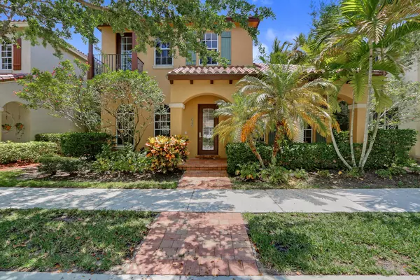 106 Santiago DR, Jupiter, FL 33458