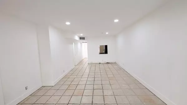 Deerfield Beach, FL 33441,860 SE 6th AVE 205