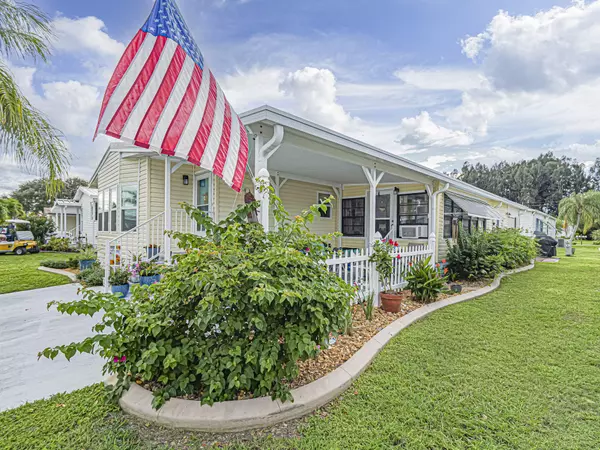 Barefoot Bay, FL 32976,409 Avocado DR