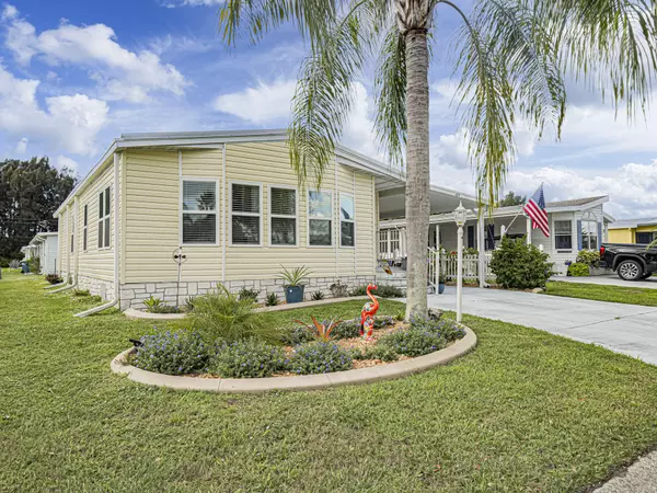 Barefoot Bay, FL 32976,409 Avocado DR