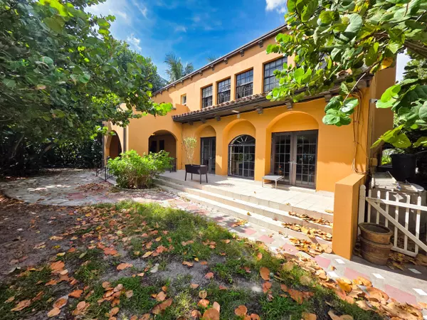 Hollywood, FL 33019,4200 N Surf RD