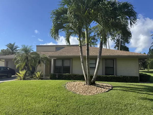 13824 N Sand Crane DR, Palm Beach Gardens, FL 33418