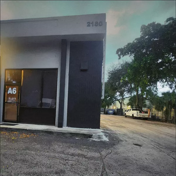 Pompano Beach, FL 33069,2180 NW 18th AVE A6