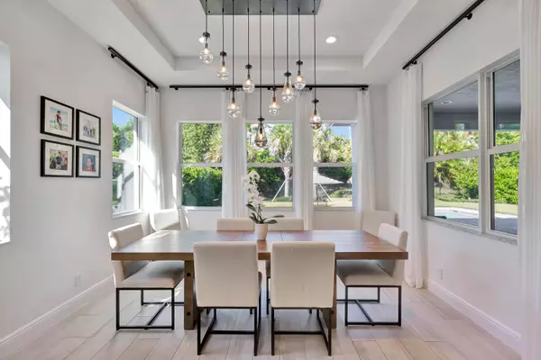 Palm Beach Gardens, FL 33412,9264 Crestview CIR