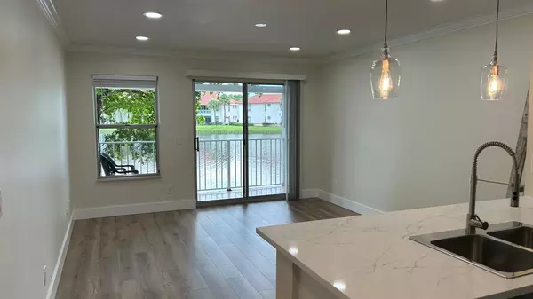 Palm Beach Gardens, FL 33418,178 Cypress Point DR 178