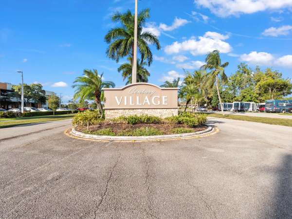 20 Sussex A, West Palm Beach, FL 33417