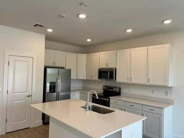 Stuart, FL 34994,247 N Preserve TRL