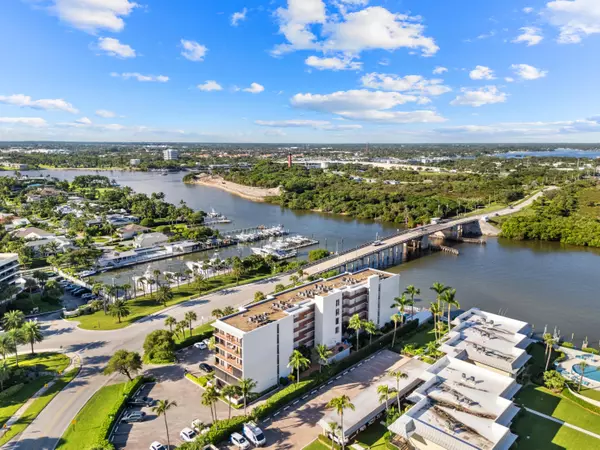 Tequesta, FL 33469,225 S Beach RD 103