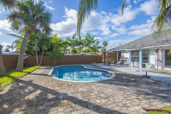 Fort Pierce, FL 34949,1120 Granda ST