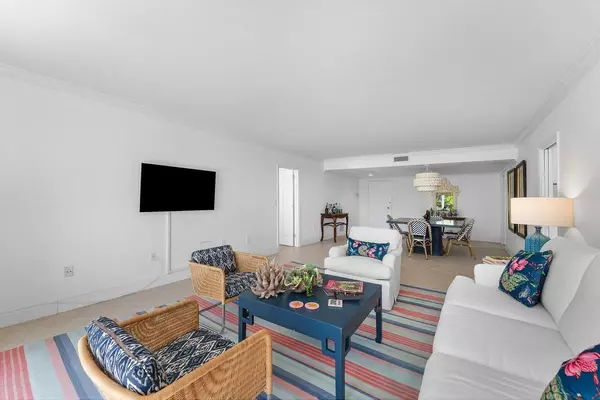 Palm Beach, FL 33480,2773 S Ocean BLVD 1100