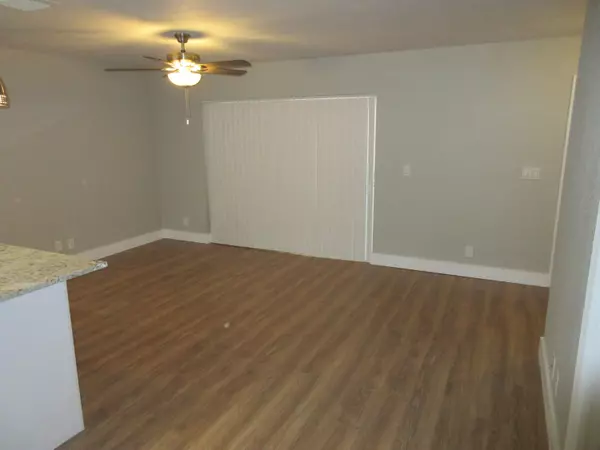 Palm Springs, FL 33406,401 W Cypress WAY