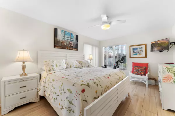 West Palm Beach, FL 33415,5312 Bosque LN 78