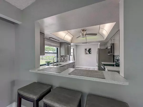 Port Saint Lucie, FL 34952,2433 SE Hallahan ST