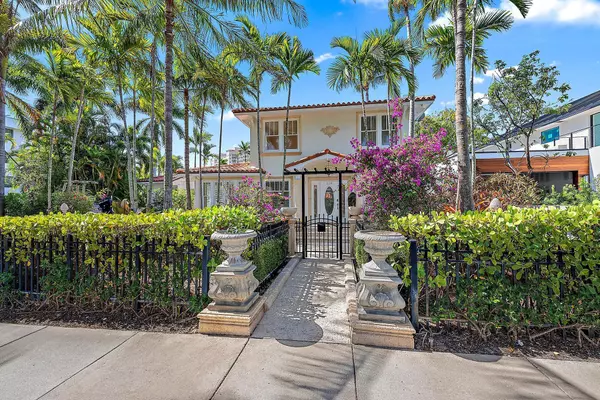 West Palm Beach, FL 33401,228 9th ST