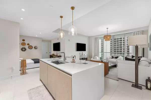 Singer Island, FL 33404,3100 N Ocean DR H1107